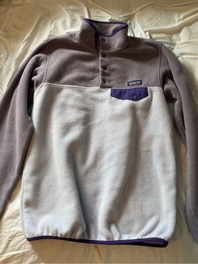 Patagonia Two-Tone Crewneck Fleece - Light Gray & Purple Trim